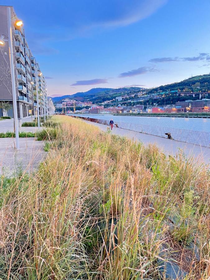 Small Lux Beachcity Close To The River,Metro And Parking بلباو المظهر الخارجي الصورة