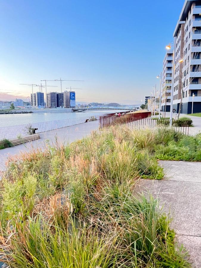 Small Lux Beachcity Close To The River,Metro And Parking بلباو المظهر الخارجي الصورة